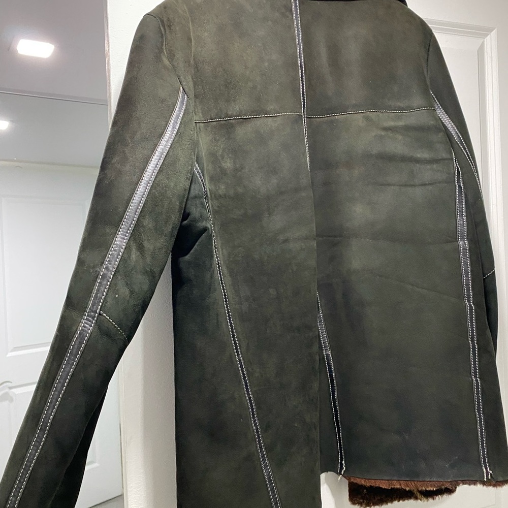 Size M - Picture 4 of 6